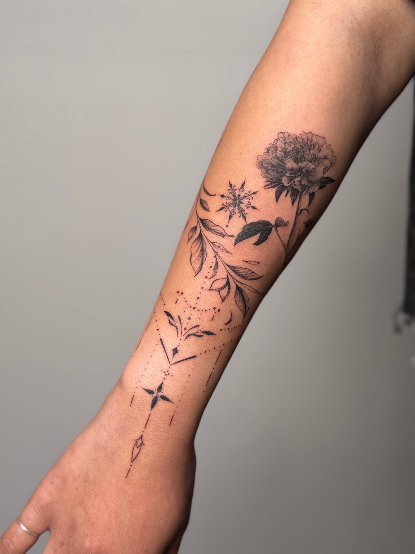 Botanical Flow tattoo by EVEY N